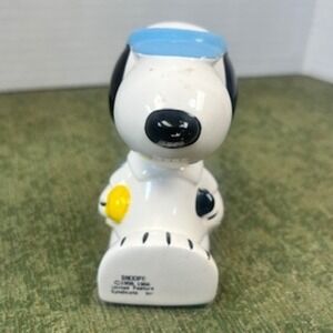Vintage Snoopy Tennis Player Ceramic Figurine Peanuts United Feature Syndicate